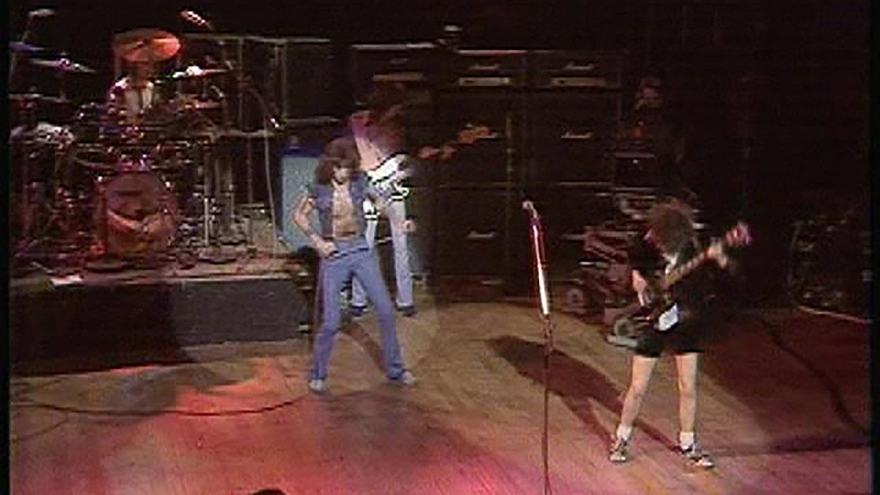 AC/DC – Live 77-78 2003 movie scene