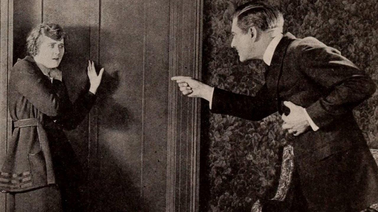 Rouge and Riches 1920 movie scene