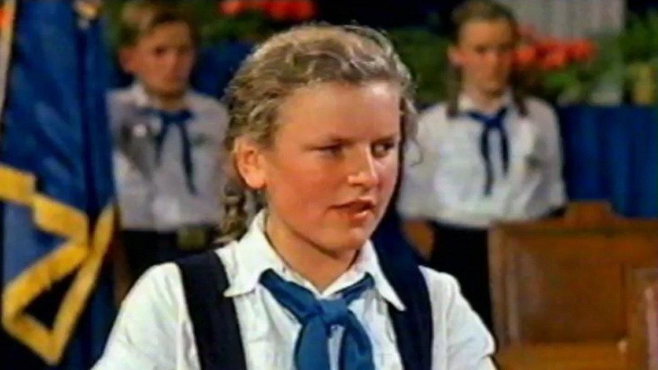 Blue Bandanas in the Summer Wind 1952 movie scene