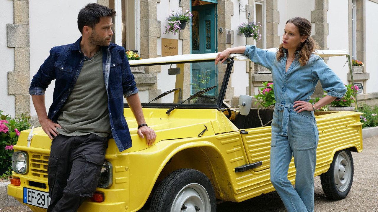 Ein Sommer in der Bretagne 2022 movie scene