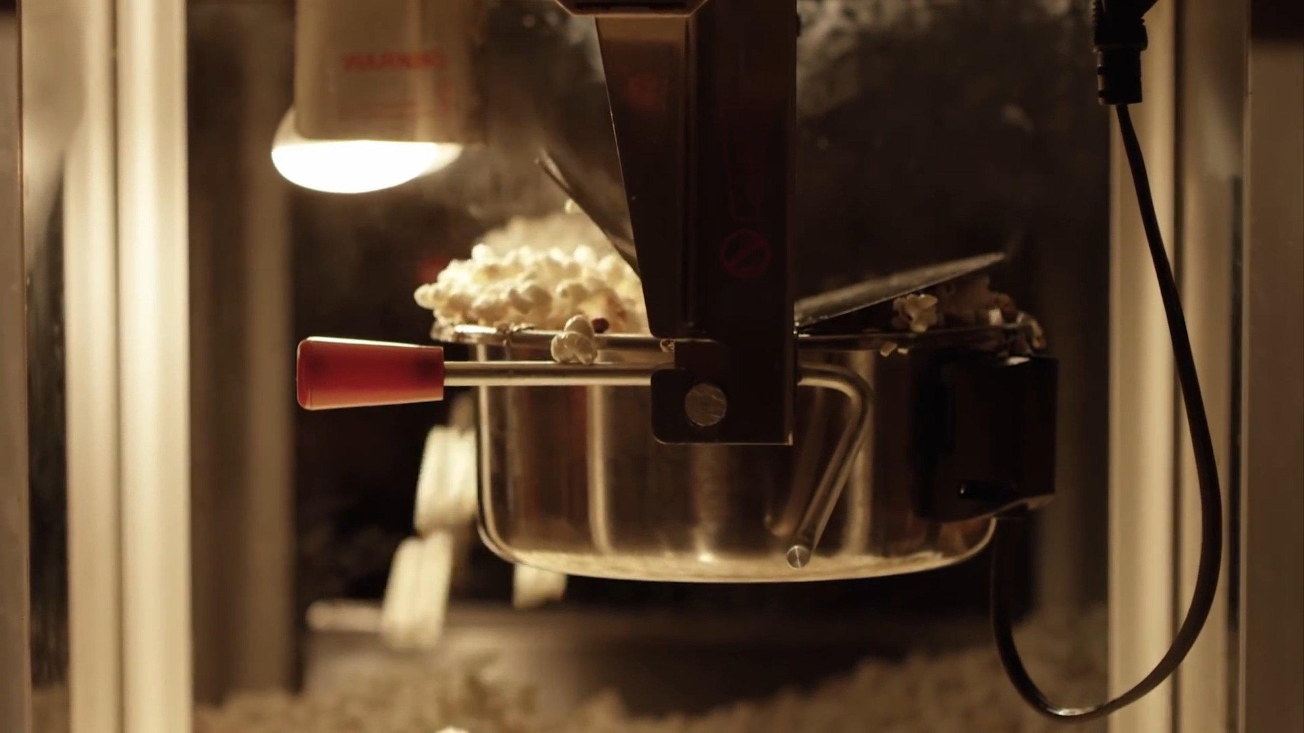 Popcorn & Peanuts 2015 movie scene