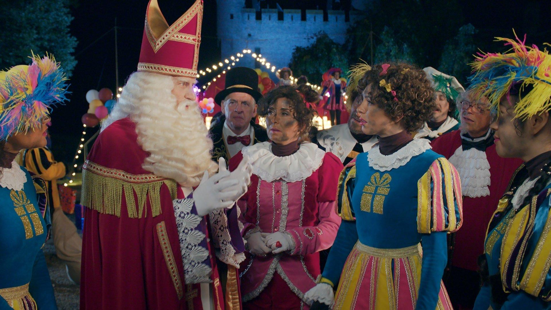 De Club Van Sinterklaas: Het Grote Pietenfeest 2020 movie scene