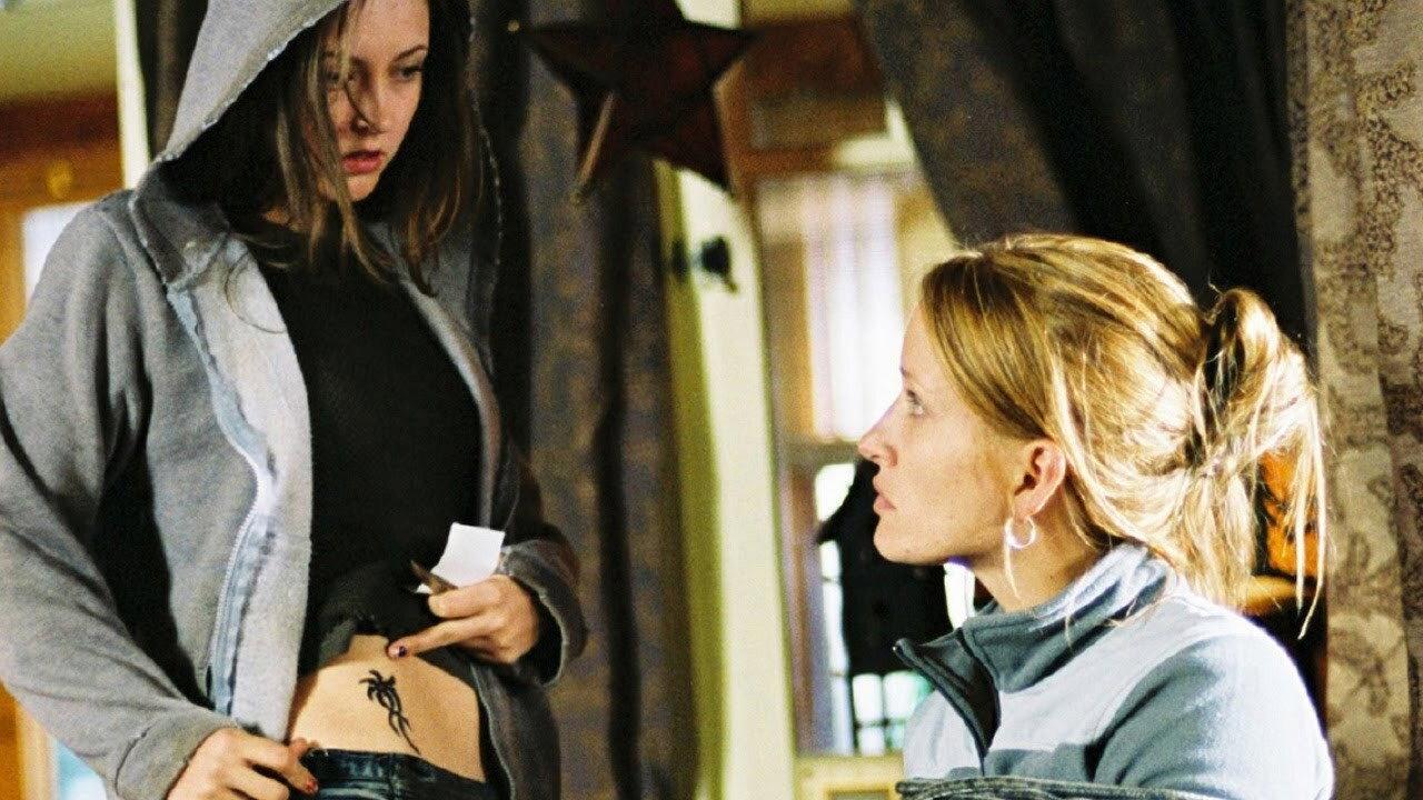 Isabelle 2011 movie scene