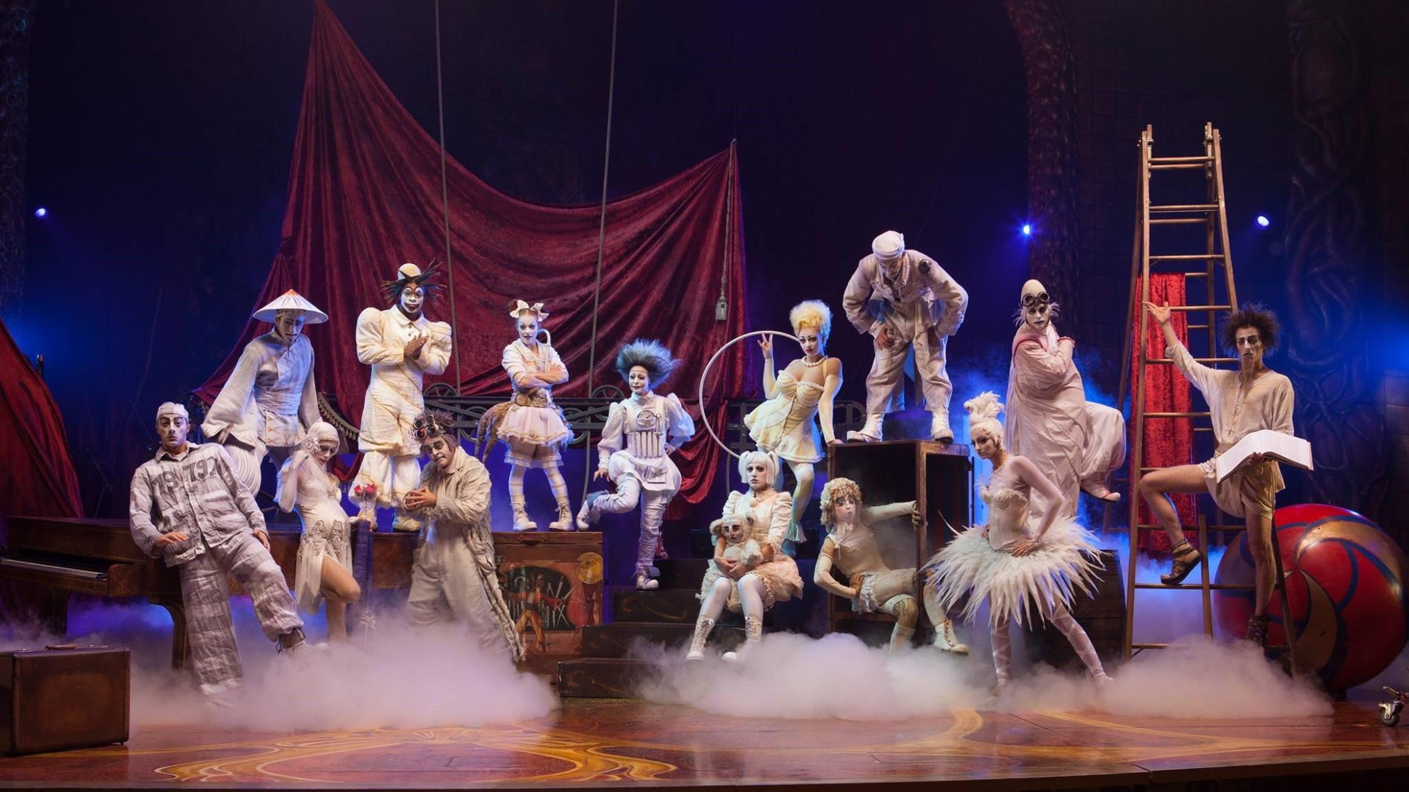 Cirque du Soleil: Zarkana 2016 movie scene