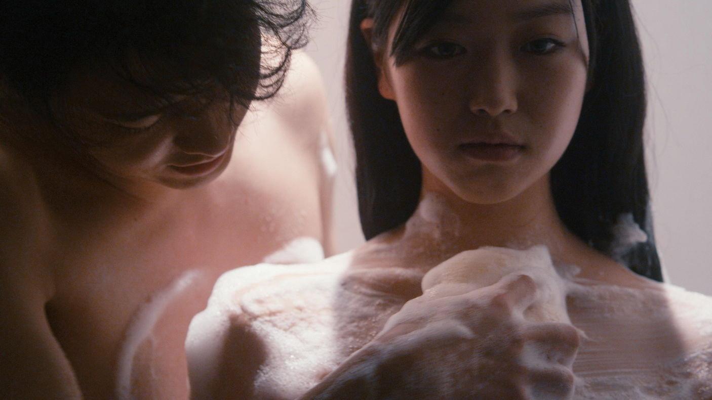 Hello, My Dolly Girlfriend 2013 movie scene
