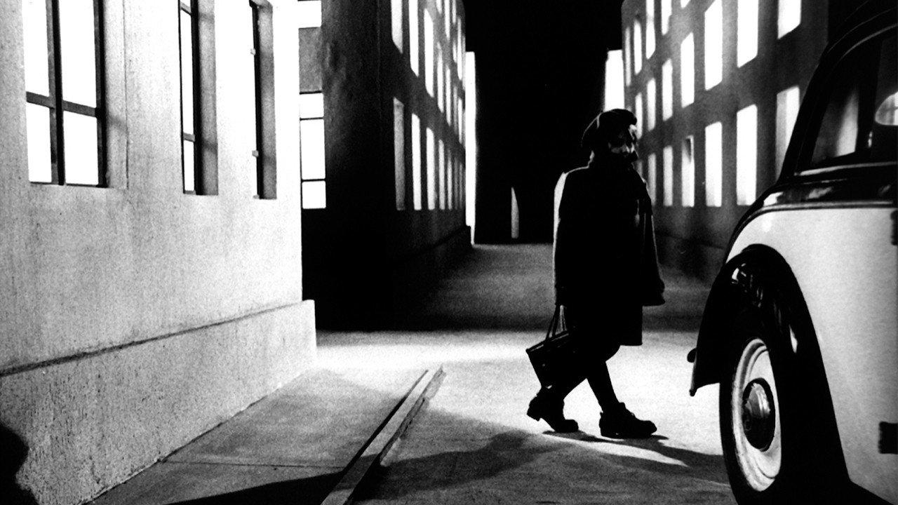 The Dark Night 2001 movie scene