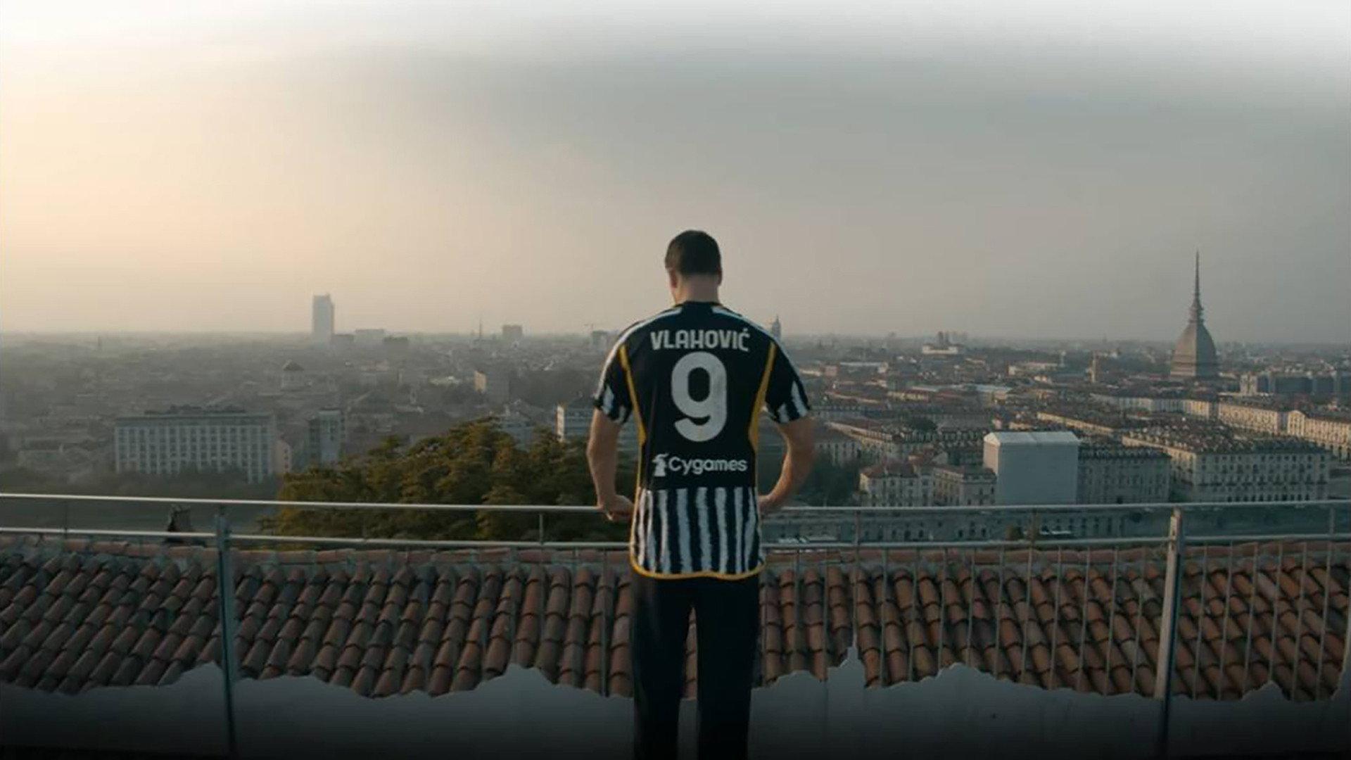 Dusan Vlahovic e la passione juventina a Torino 2024 movie scene