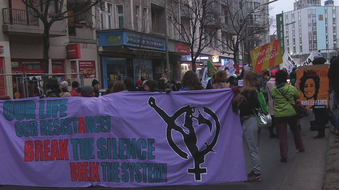 Frauen bildet Banden 2019 movie scene
