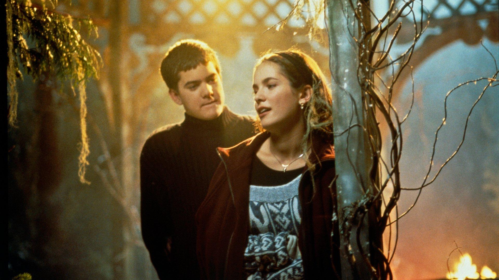 Ronnie and Julie 1997 movie scene