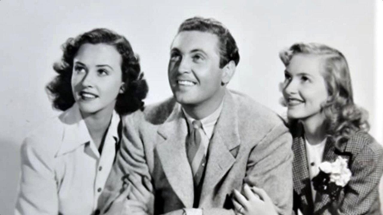 The Hard-Boiled Canary 1941 movie scene