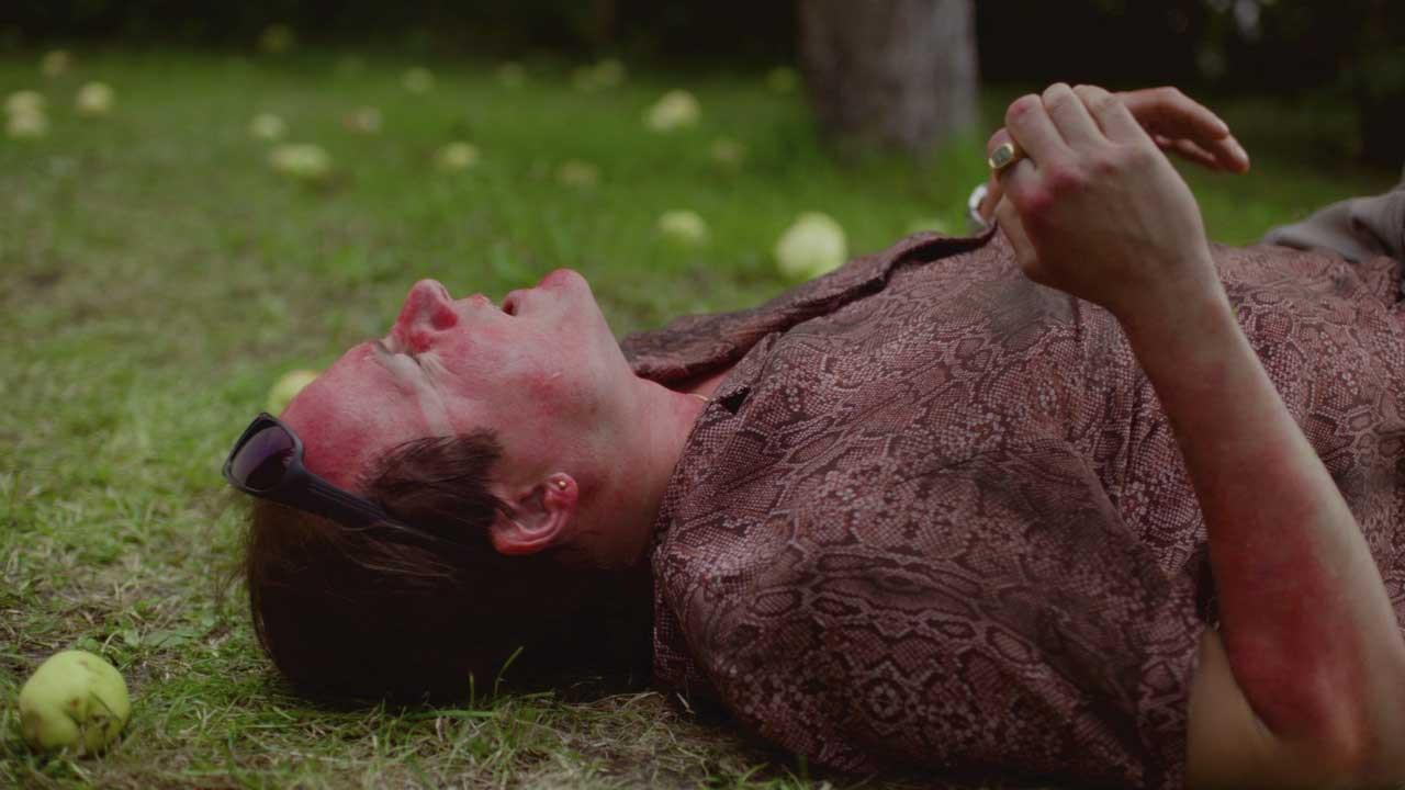 Lumbago 2024 movie scene