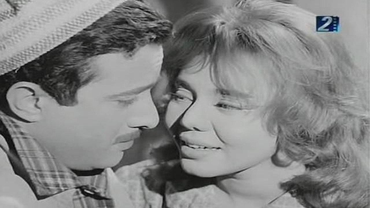 The Newspaper Seller 1963 movie scene