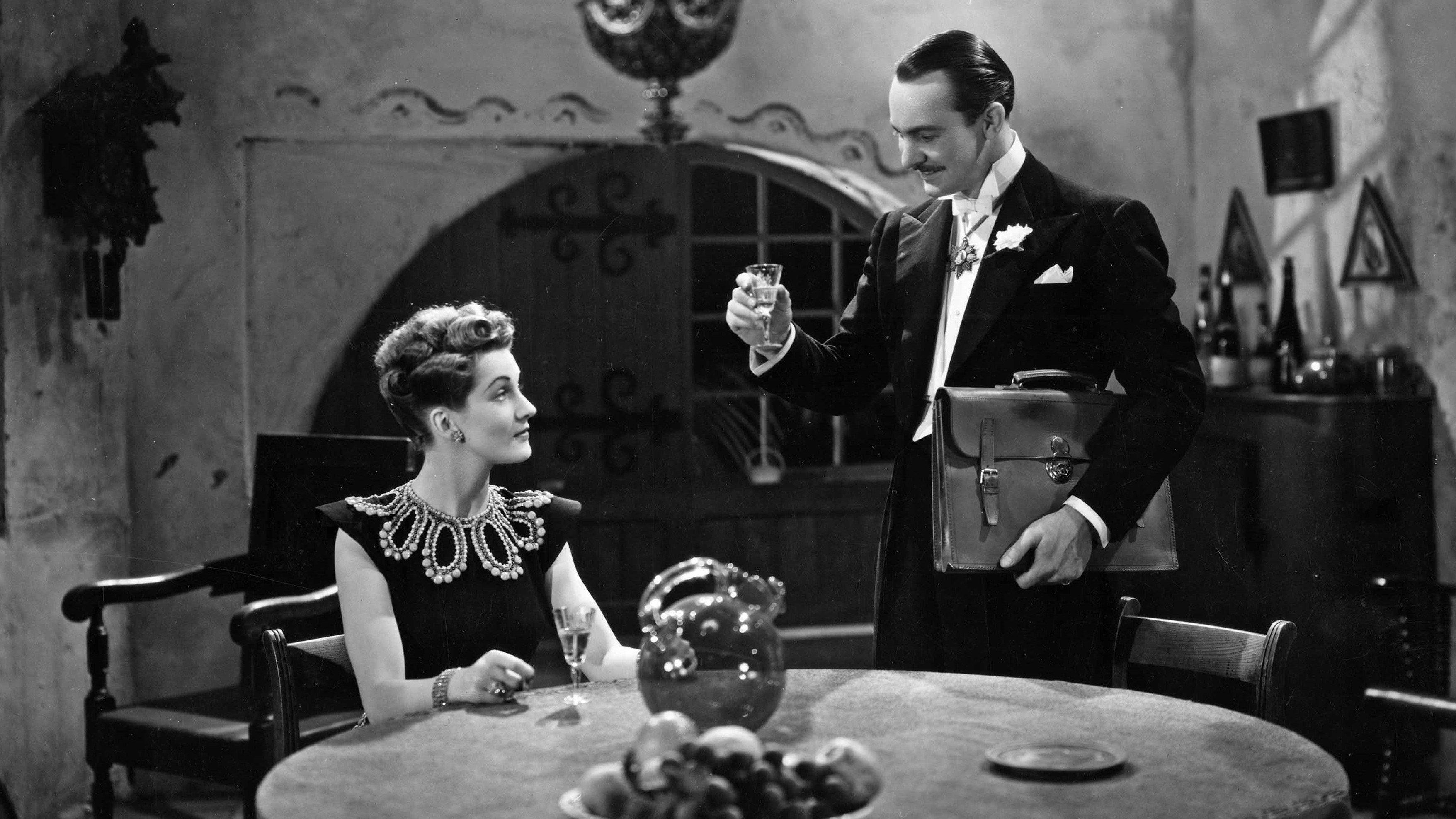 The Peterville Diamond 1943 movie scene