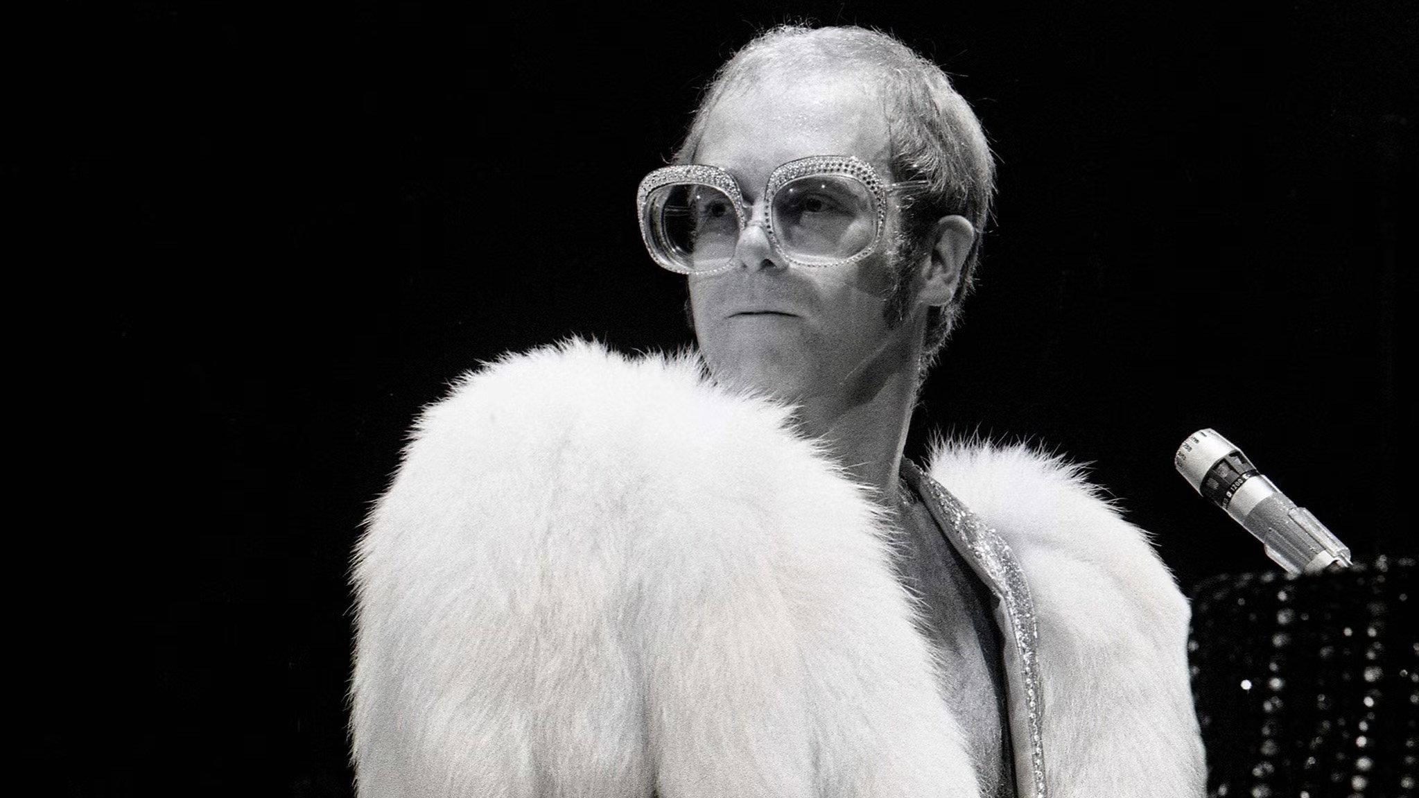 Elton John: Live at Wembley 1977 1977 movie scene
