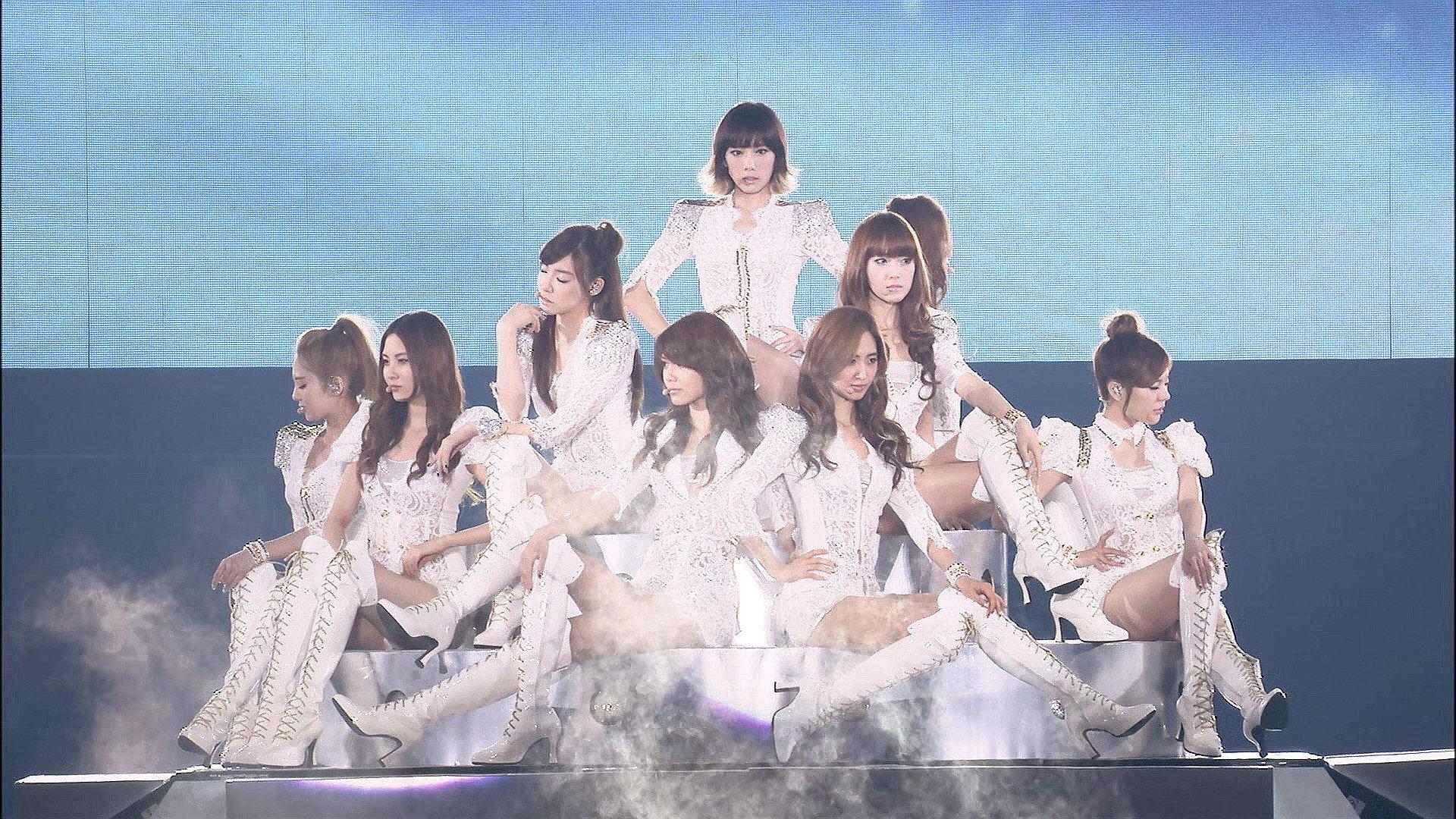 Girls' Generation FIRST JAPAN TOUR 2011 movie scene
