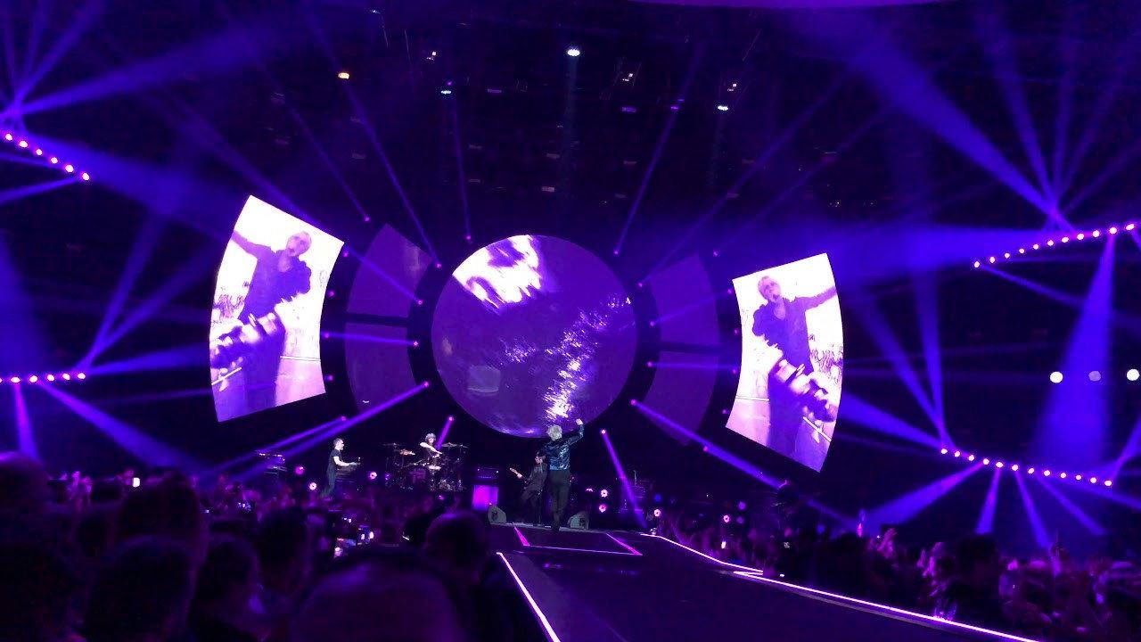 Indochine - Black City Tour 2014 movie scene