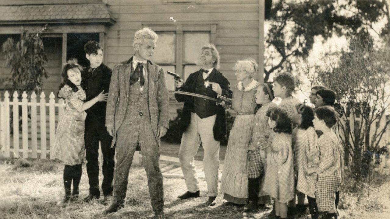 Jinx 1919 movie scene