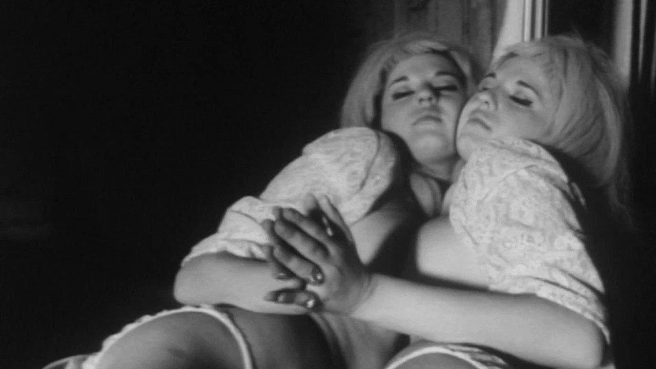Mondo Keyhole 1966 movie scene