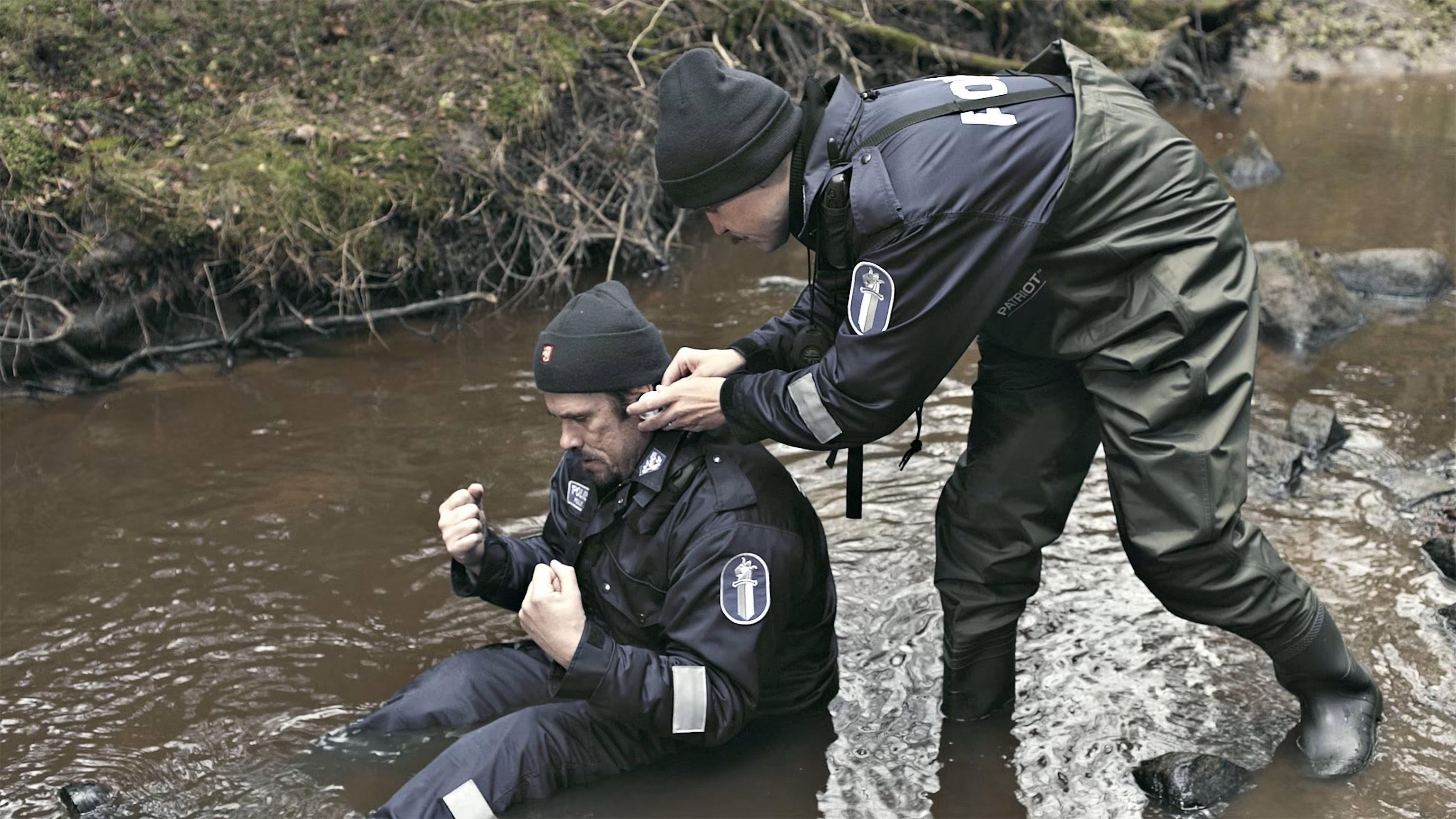 Police Investigates 2012 movie scene