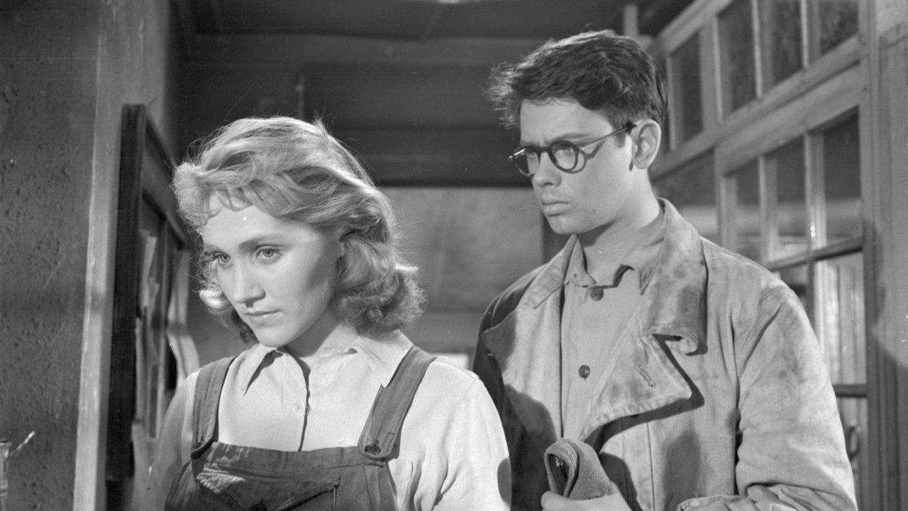Everything Begins with Hitting the Road 1959 movie scene