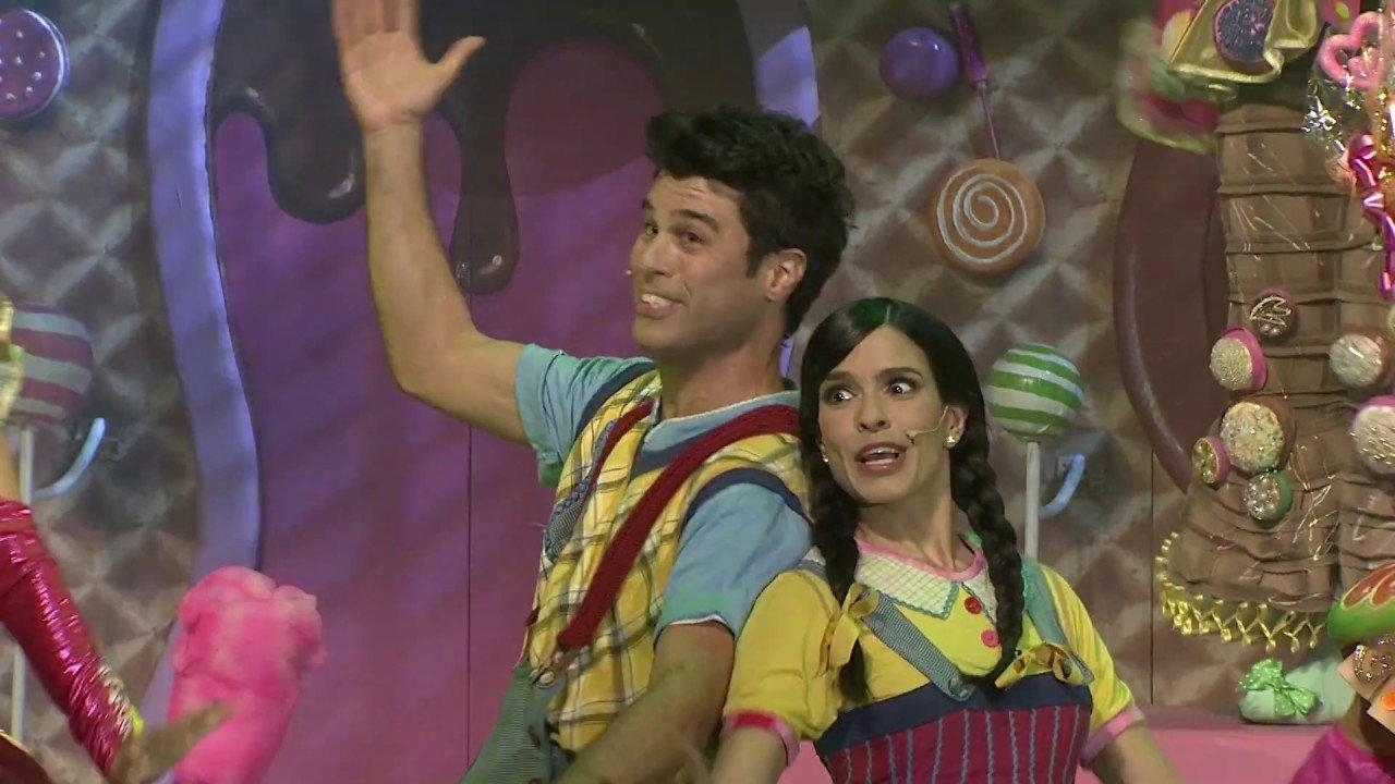 Ami and Tami The Musical 2018 movie scene