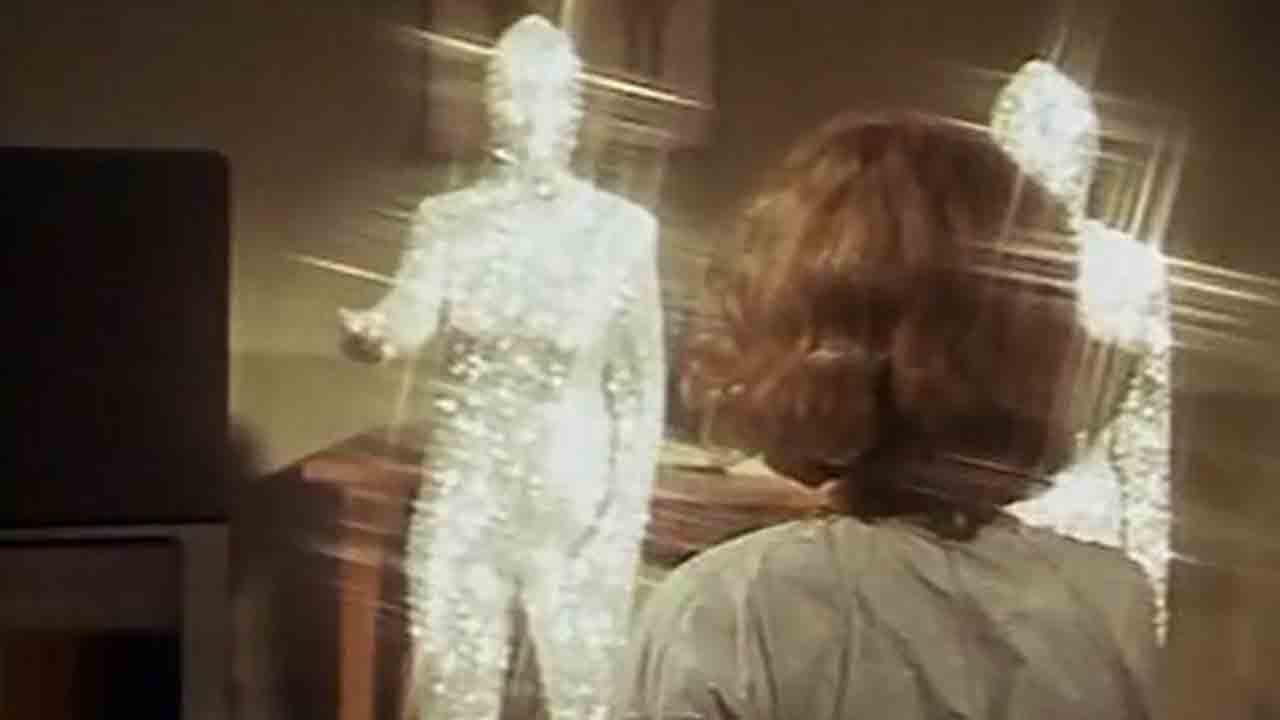 Laboratory 1980 movie scene