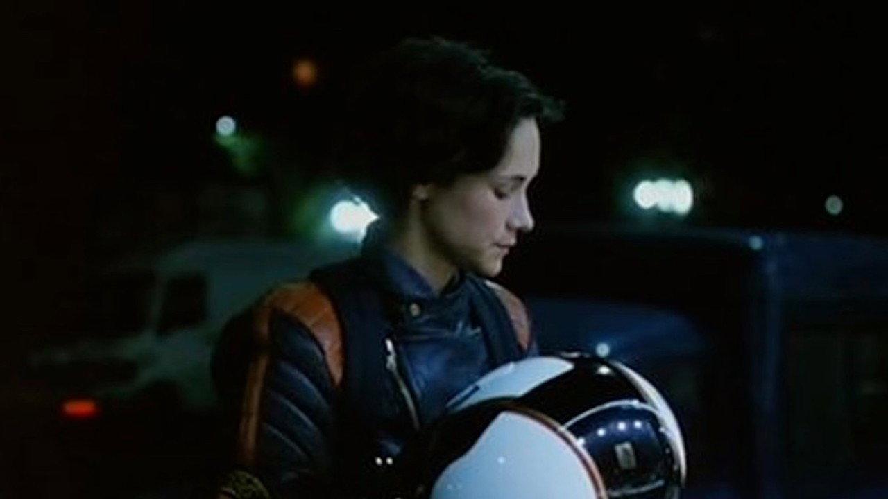 Circuit Carole 1995 movie scene