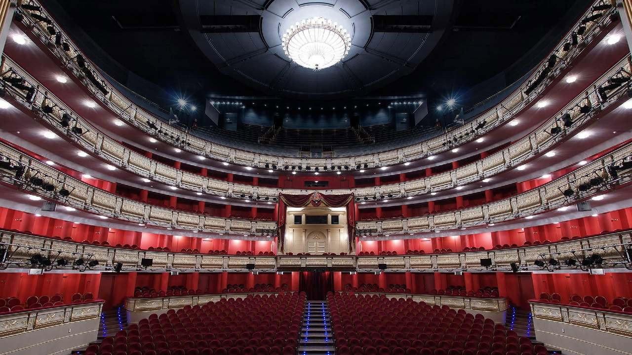 Mozart: Don Giovanni 2005 movie scene