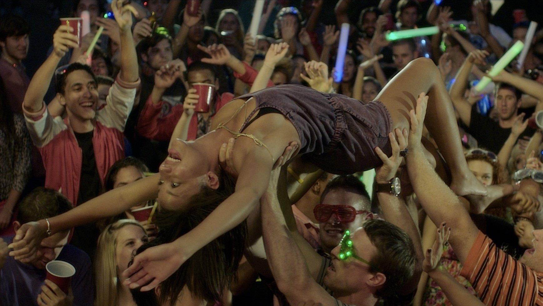 +1 2013 movie scene