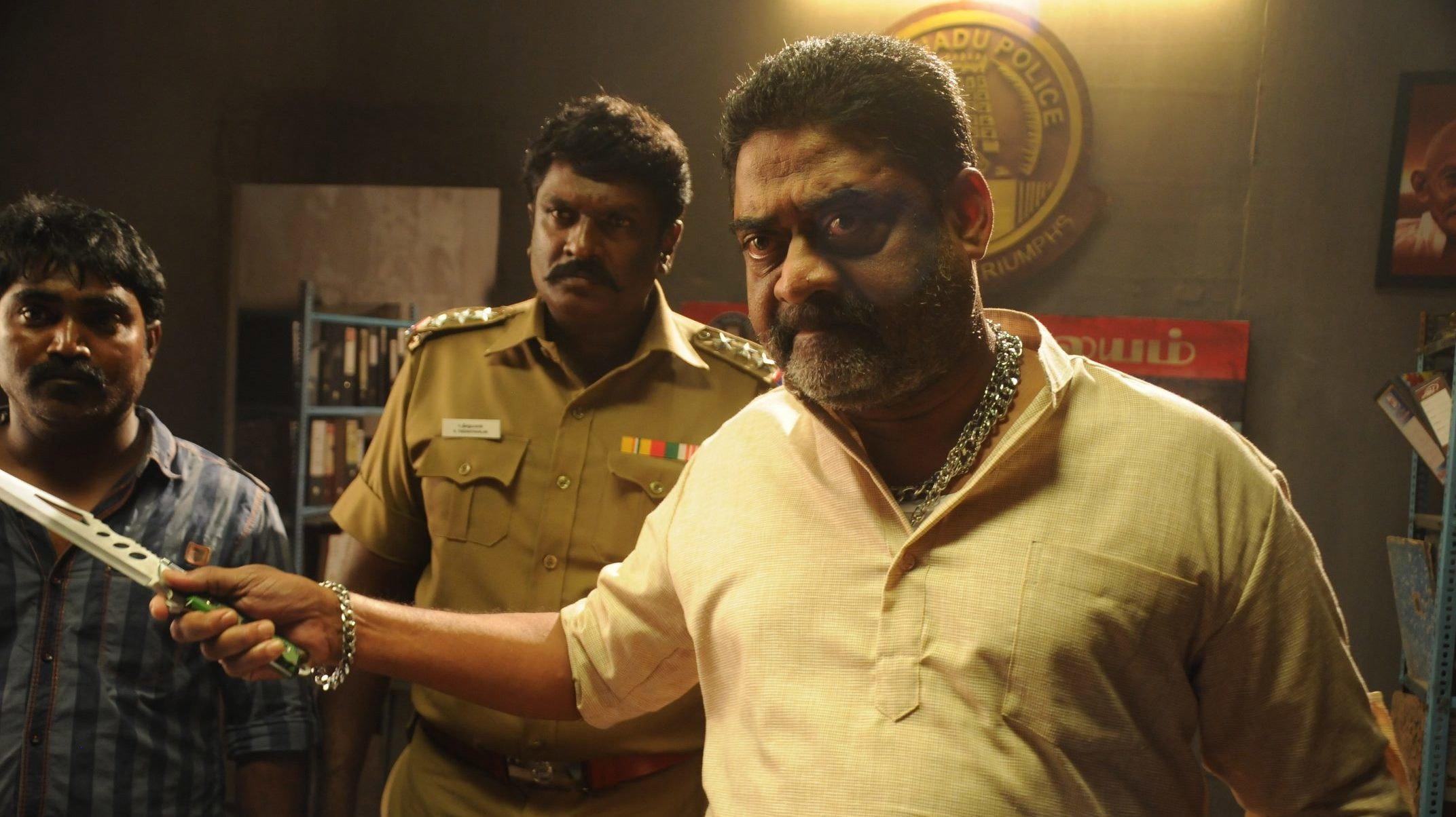 Pichuvakaththi 2017 movie scene