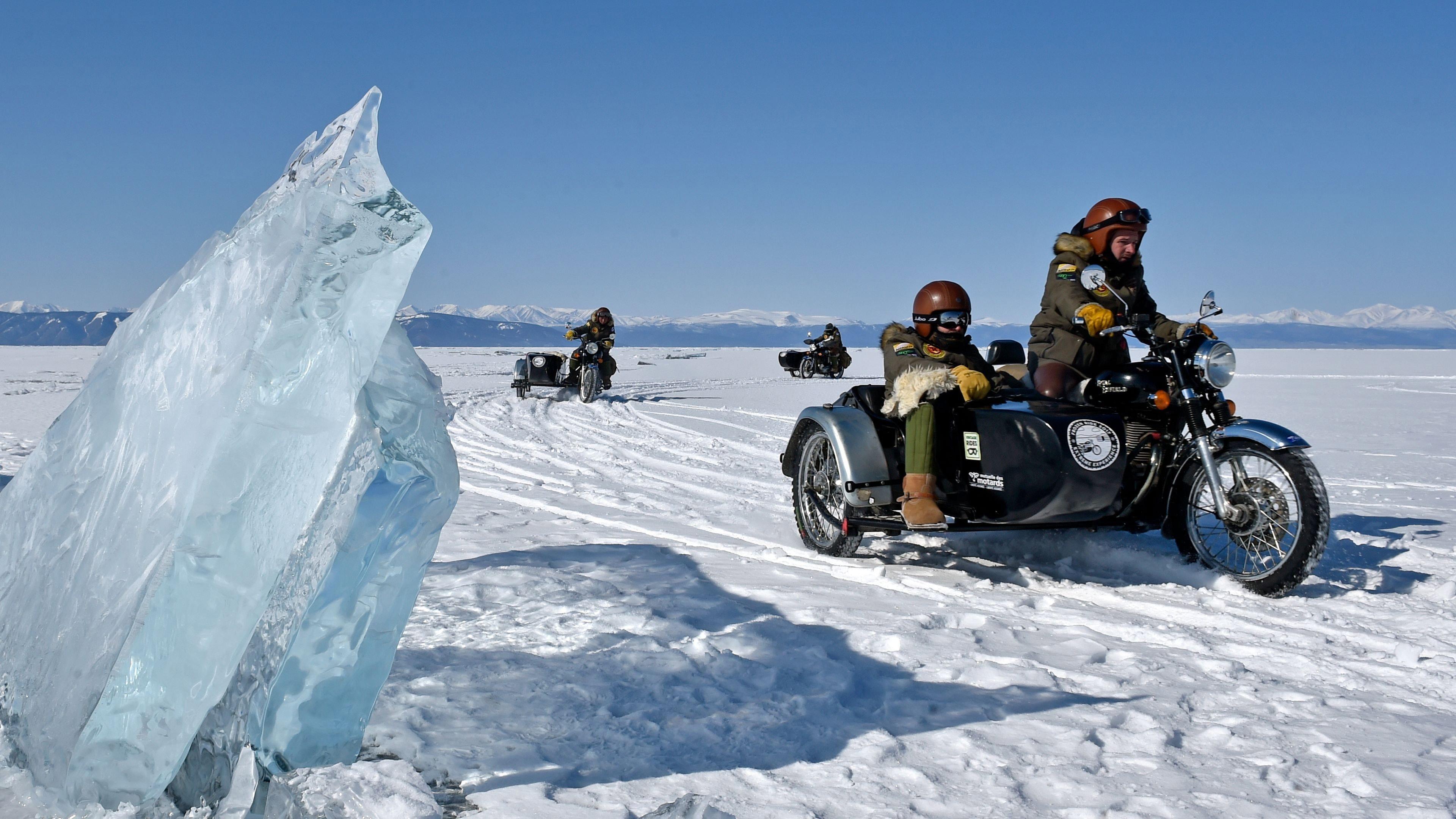 La voie des glaces 2021 movie scene