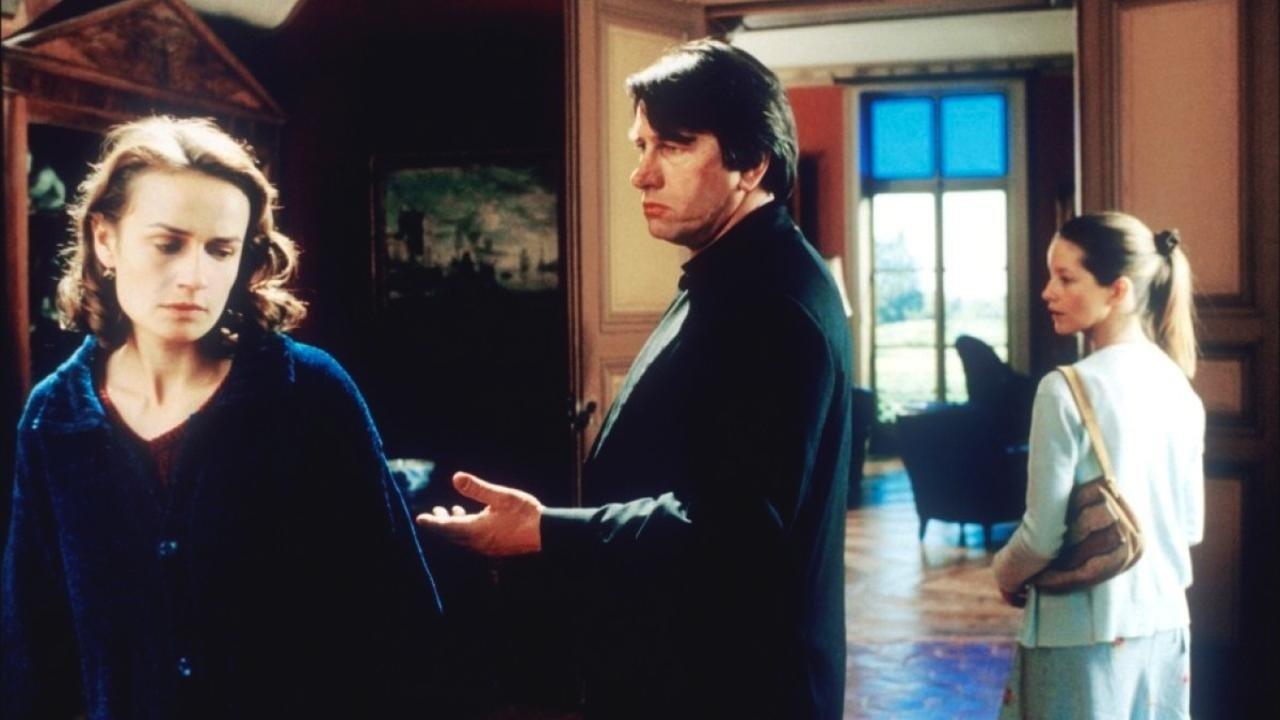 Secret Defense 1998 movie scene
