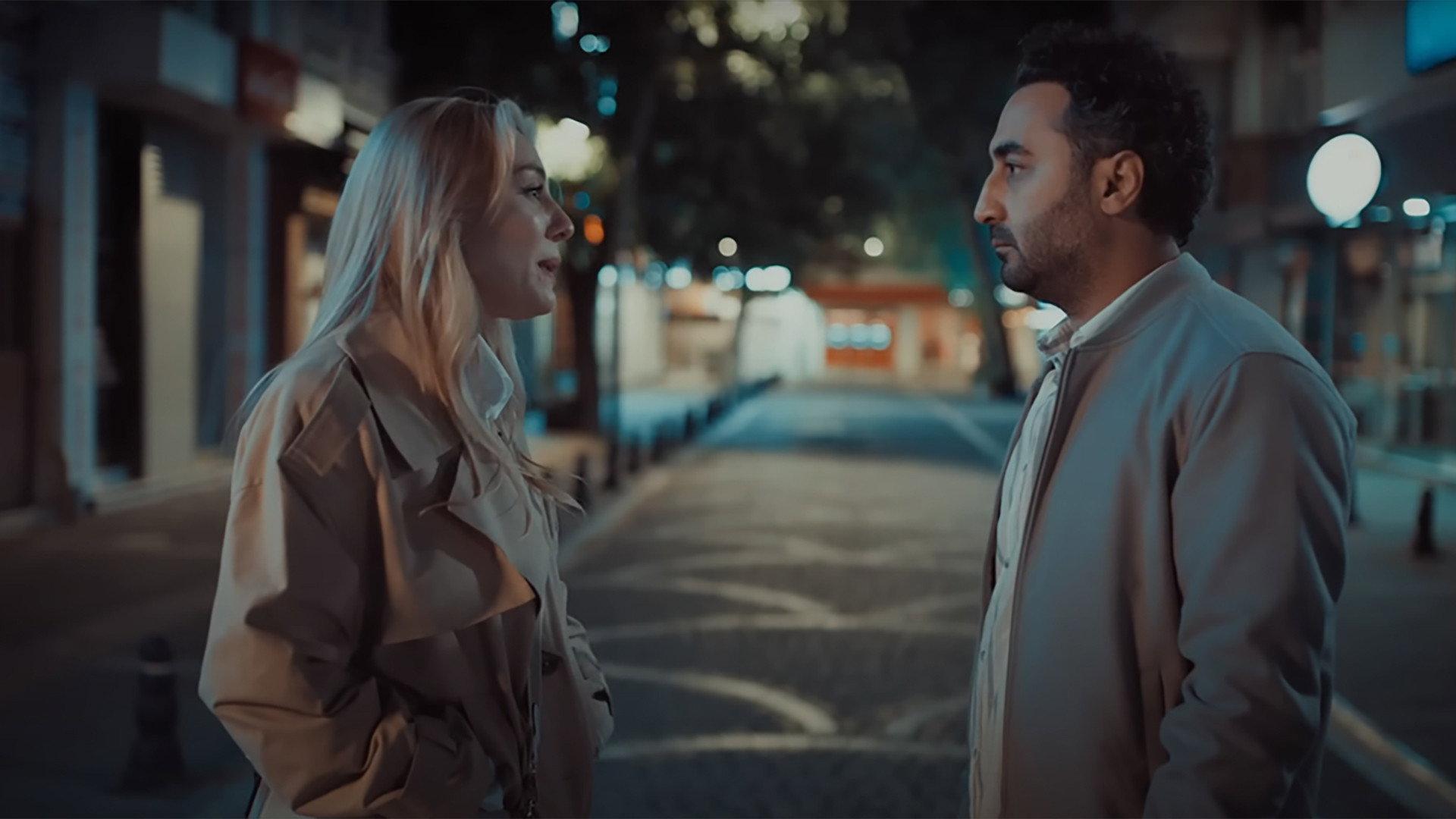 Paranoya 2024 movie scene