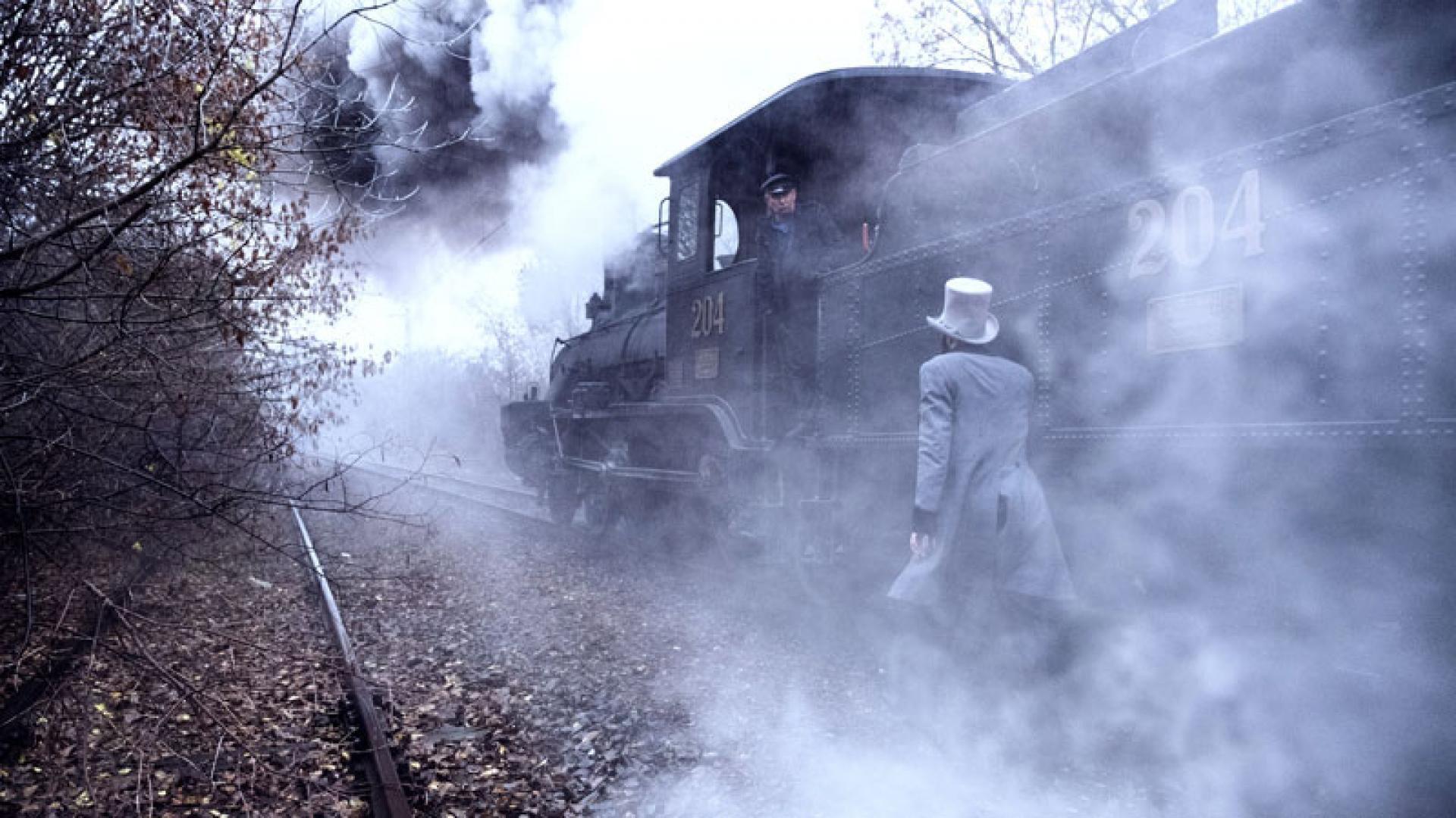 Orient Express: A Train Writes History 2020 movie scene