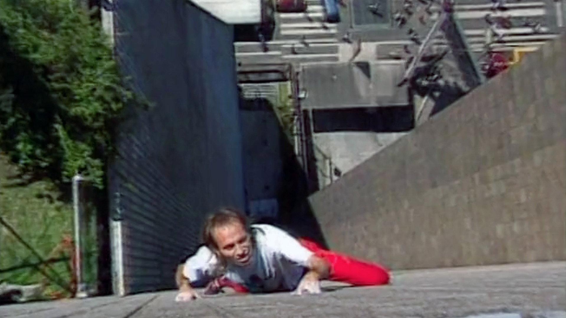 The Wall Crawler: The Verticle Adventures of Alain Robert 1998 movie scene