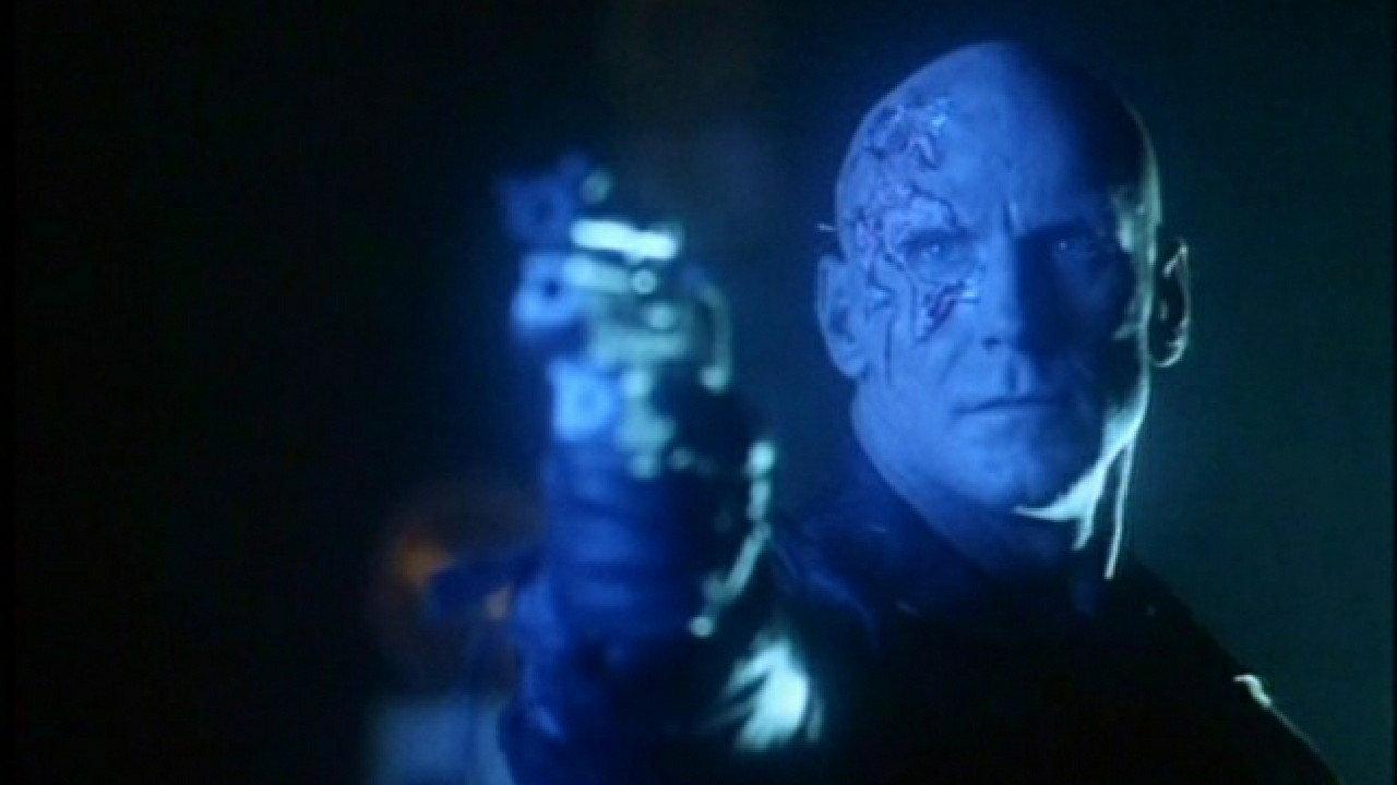 CyberTracker 1994 movie scene