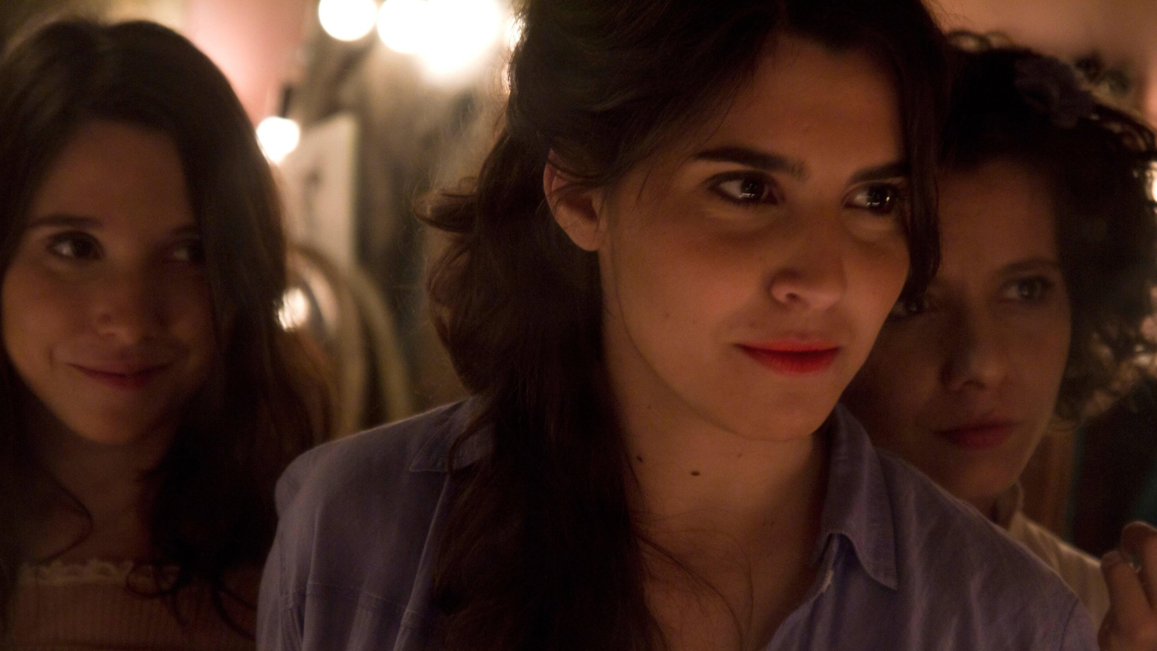 Viola 2012 movie scene