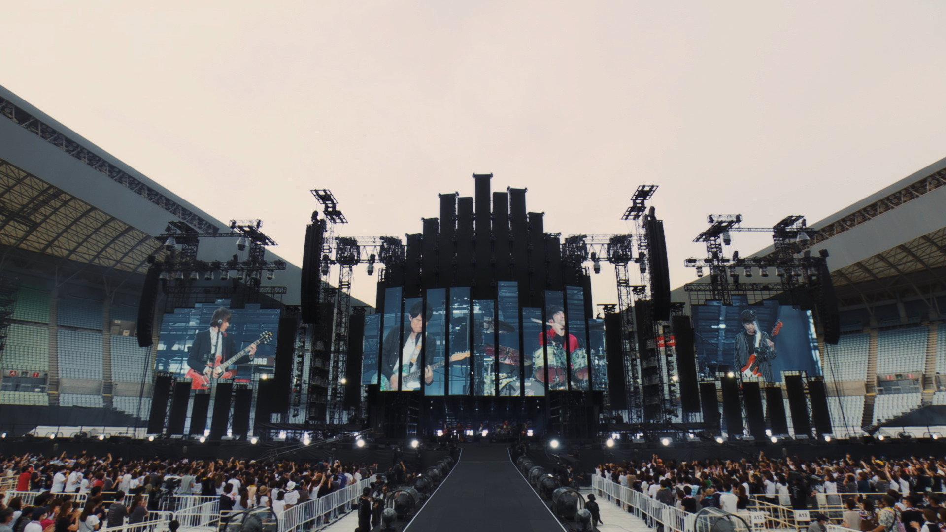 Mr.Children 30th Anniversary Tour 半世紀へのエントランス- 2022.6.19 YANMAR STADIUM NAGAI - 2022 movie scene