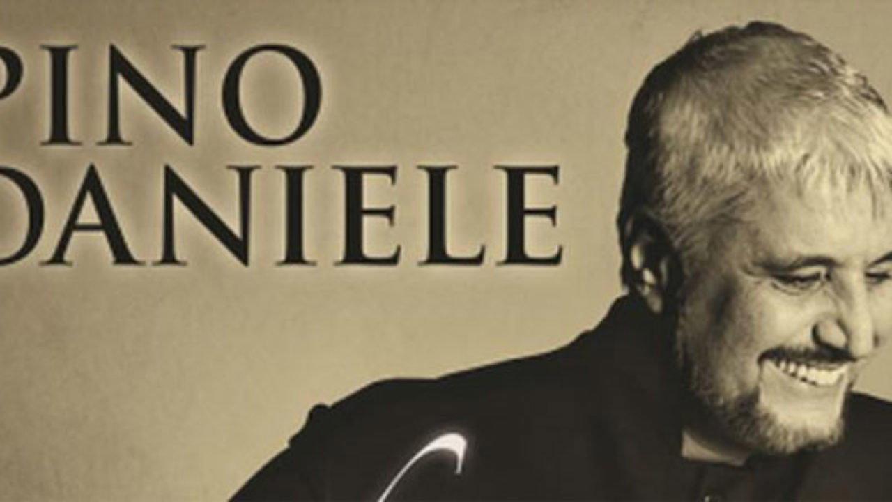 Pino Daniele - Tutta N'ata Storia - Vai Mo' - Live in Napoli 2013 movie scene