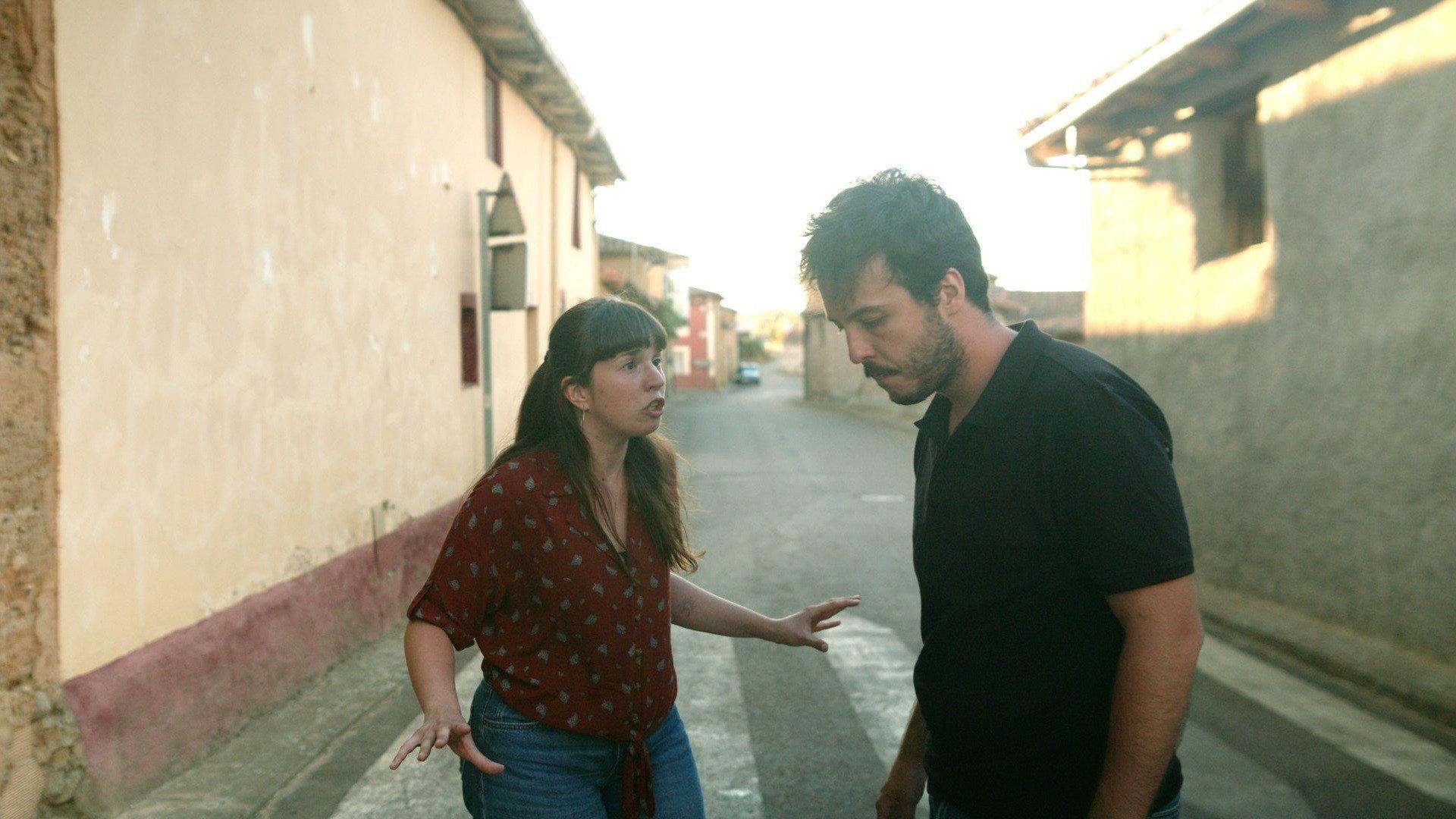 Demasiado tarde 2026 movie scene
