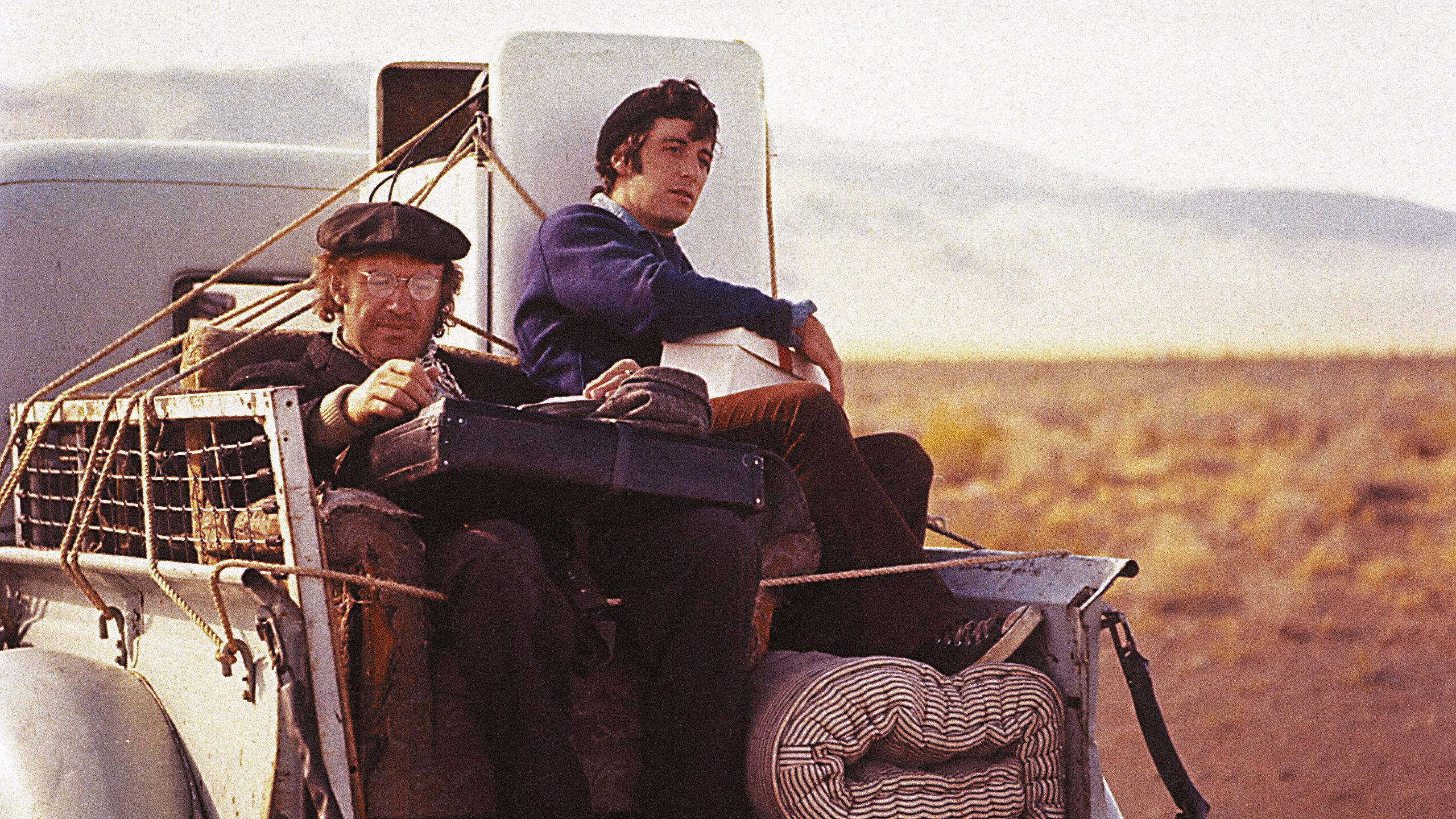 Scarecrow 1973 movie scene