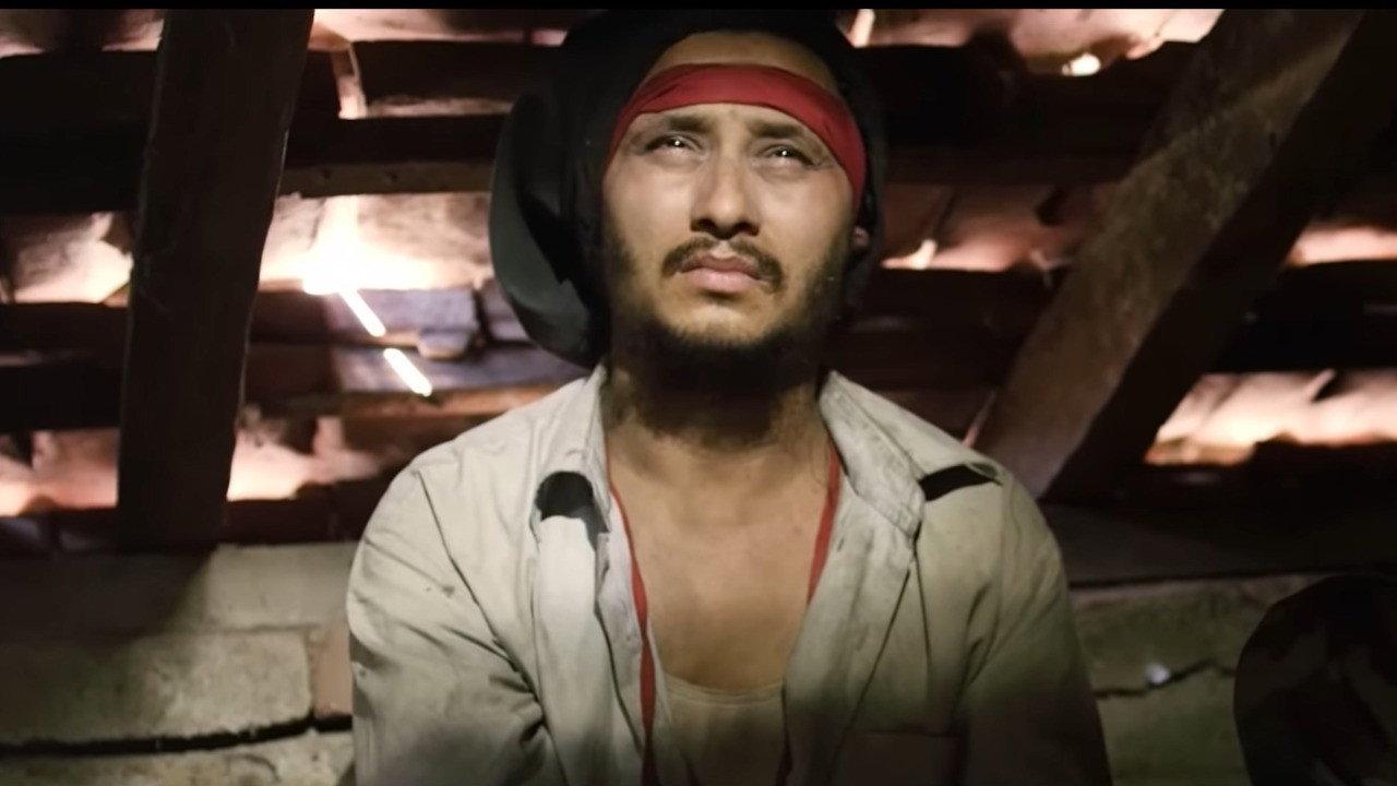 Badhshala 2012 movie scene