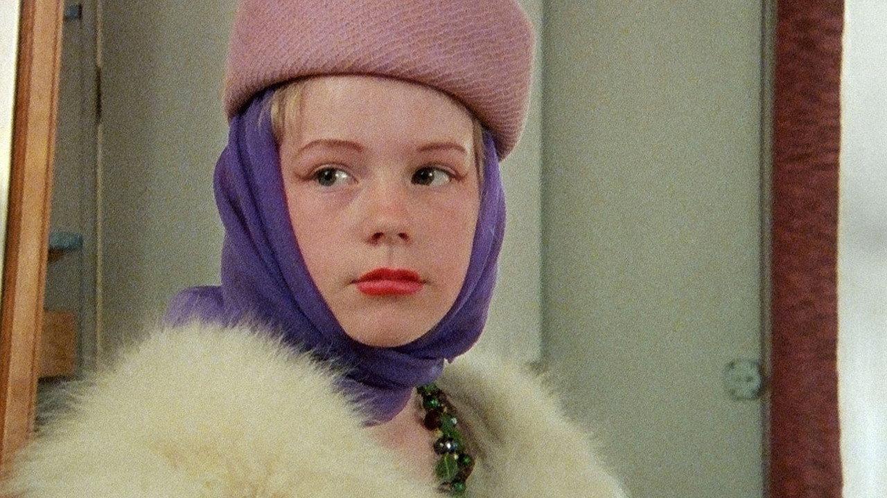 The Moon Is a Green Cheese 1977 movie scene