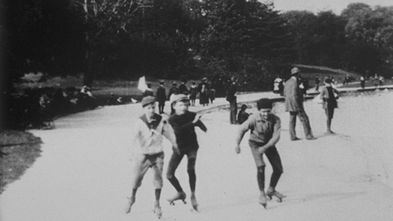 New York, patineurs au Parc central 1896 movie scene
