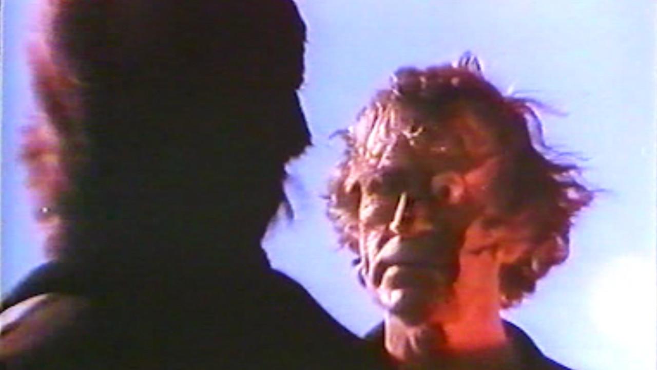 Una sombra en la oscuridad 1979 movie scene