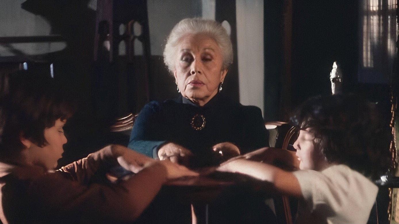 Aunt Alejandra 1980 movie scene