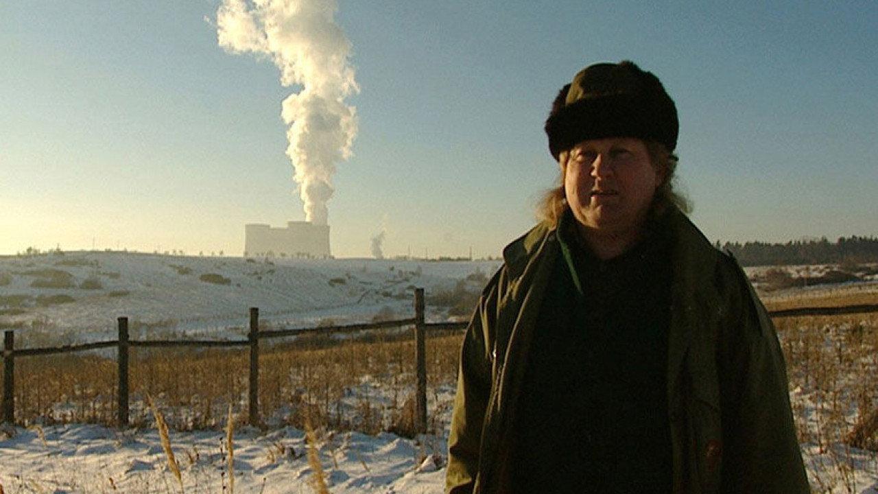 Temelin 2002 movie scene