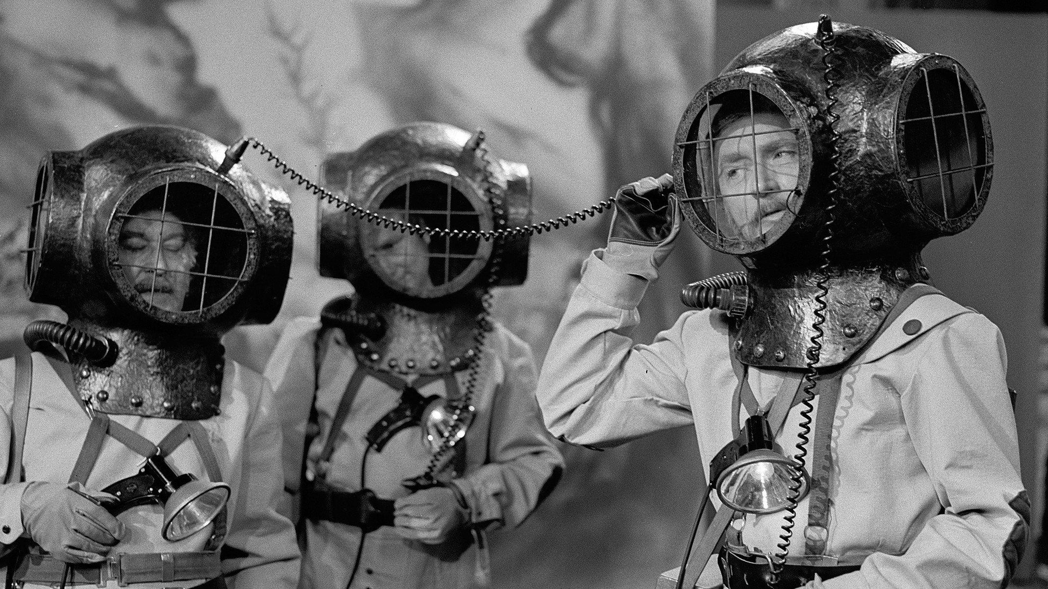 20,000 Leagues Under the Sea 1980 movie scene
