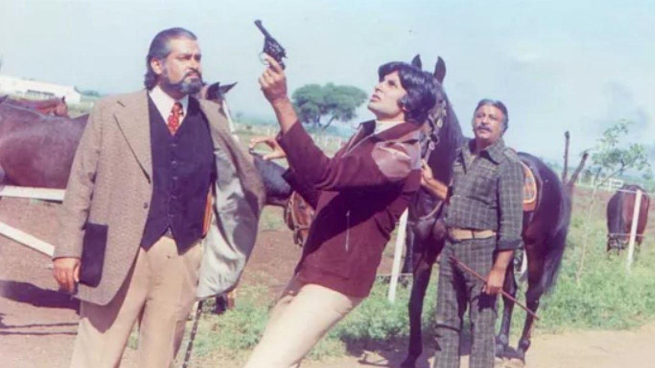 Zameer 1975 movie scene