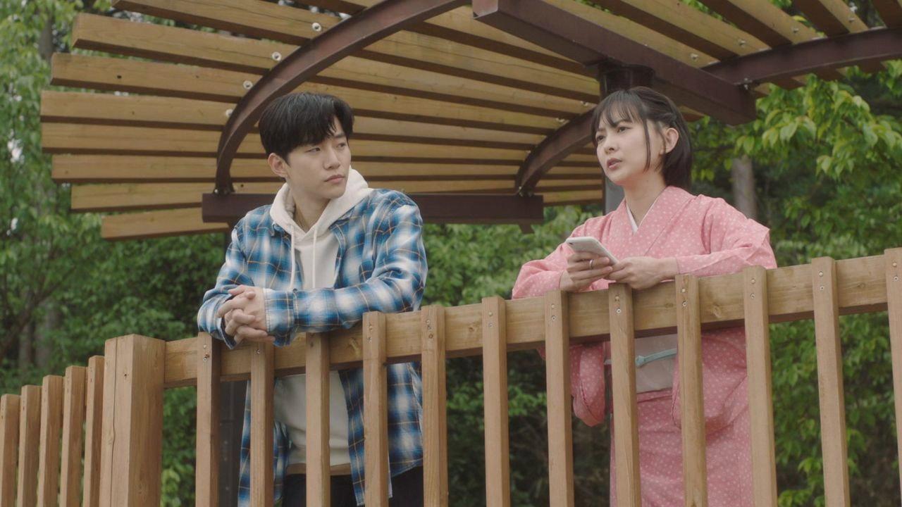 A Rose and A Tulip 2019 movie scene